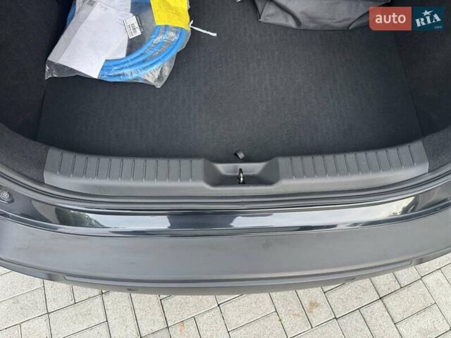 Черный Мазда MX-30, объемом двигателя 0 л и пробегом 38 тыс. км за 14600 $, фото 119 на Automoto.ua