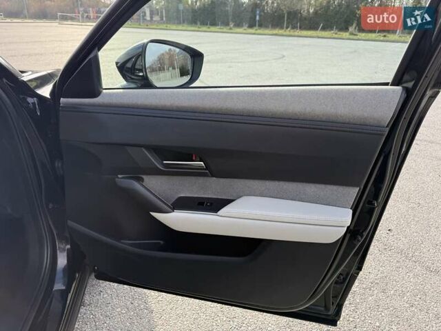 Черный Мазда MX-30, объемом двигателя 0 л и пробегом 26 тыс. км за 14600 $, фото 38 на Automoto.ua