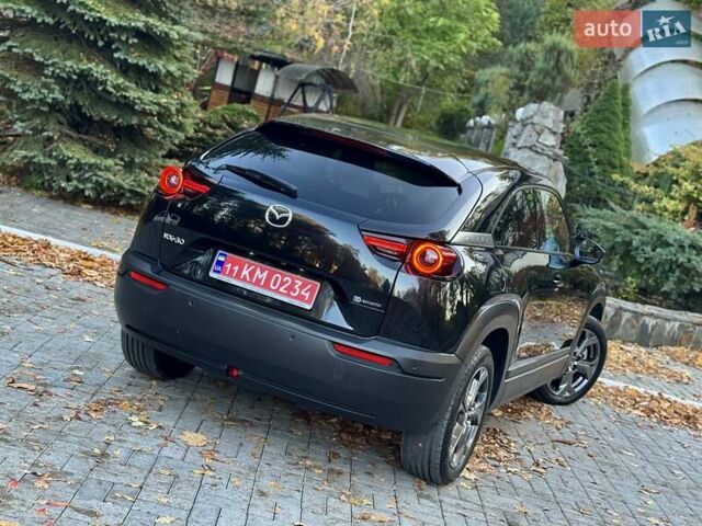 Чорний Мазда MX-30, об'ємом двигуна 0 л та пробігом 40 тис. км за 14550 $, фото 46 на Automoto.ua