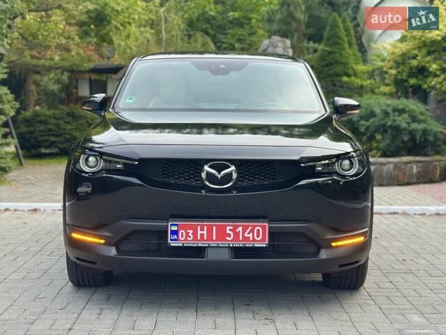 Черный Мазда MX-30, объемом двигателя 0 л и пробегом 38 тыс. км за 14600 $, фото 24 на Automoto.ua