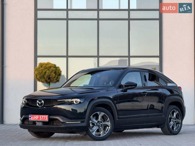 Черный Мазда MX-30, объемом двигателя 0 л и пробегом 20 тыс. км за 14500 $, фото 1 на Automoto.ua