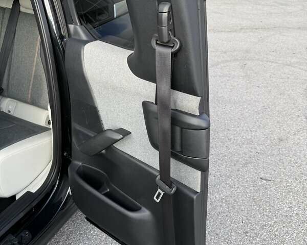 Черный Мазда MX-30, объемом двигателя 0 л и пробегом 26 тыс. км за 14600 $, фото 33 на Automoto.ua