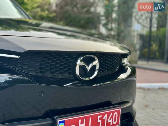 Черный Мазда MX-30, объемом двигателя 0 л и пробегом 38 тыс. км за 14950 $, фото 7 на Automoto.ua