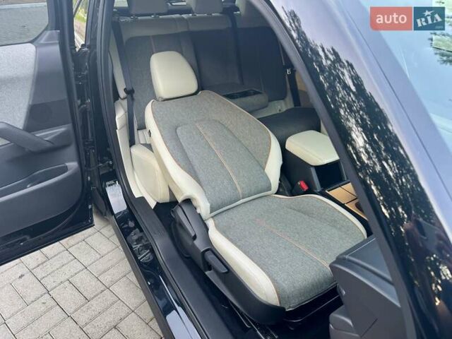 Черный Мазда MX-30, объемом двигателя 0 л и пробегом 38 тыс. км за 14600 $, фото 100 на Automoto.ua