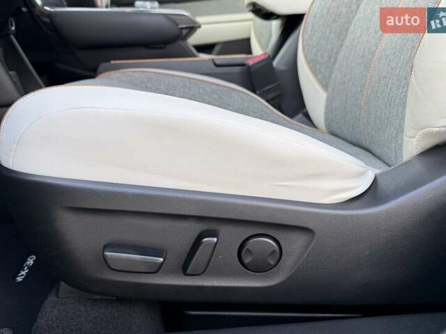 Черный Мазда MX-30, объемом двигателя 0 л и пробегом 26 тыс. км за 14600 $, фото 30 на Automoto.ua