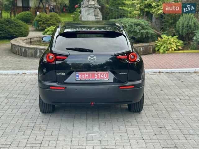 Черный Мазда MX-30, объемом двигателя 0 л и пробегом 38 тыс. км за 14600 $, фото 54 на Automoto.ua