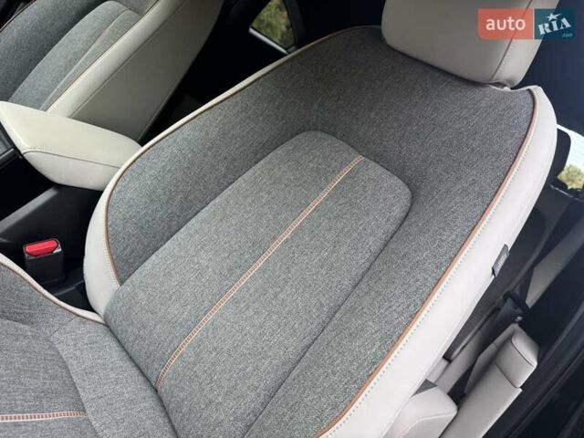 Черный Мазда MX-30, объемом двигателя 0 л и пробегом 38 тыс. км за 14600 $, фото 77 на Automoto.ua