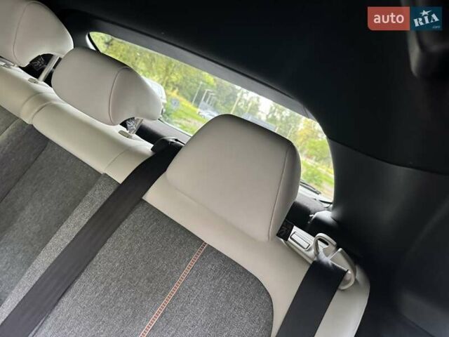 Черный Мазда MX-30, объемом двигателя 0 л и пробегом 38 тыс. км за 14600 $, фото 114 на Automoto.ua