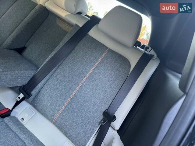 Чорний Мазда MX-30, об'ємом двигуна 0 л та пробігом 40 тис. км за 14550 $, фото 82 на Automoto.ua