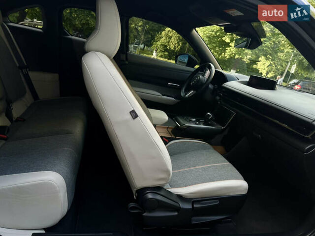 Мазда MX-30 2021 в Ивано-Франковске на Automoto.ua Черный Мазда MX-30, объемом двигателя 0 л и пробегом 27 тыс. км за 15700 $, фото 43 на Automoto.ua