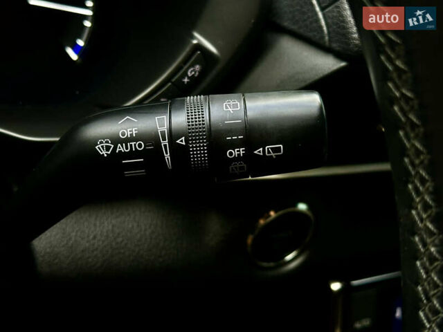 Чорний Мазда MX-30, об'ємом двигуна 0 л та пробігом 27 тис. км за 15700 $, фото 28 на Automoto.ua