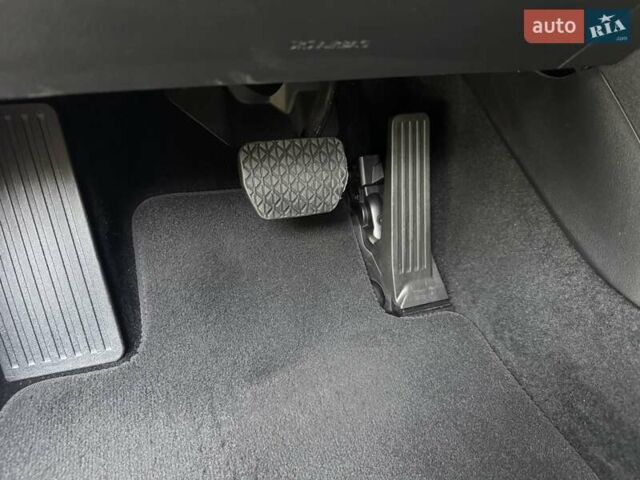 Черный Мазда MX-30, объемом двигателя 0 л и пробегом 38 тыс. км за 14600 $, фото 72 на Automoto.ua