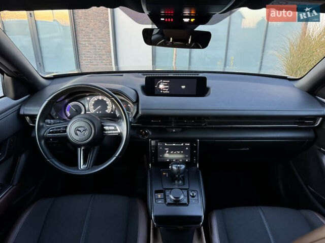 Черный Мазда MX-30, объемом двигателя 0 л и пробегом 20 тыс. км за 14500 $, фото 5 на Automoto.ua
