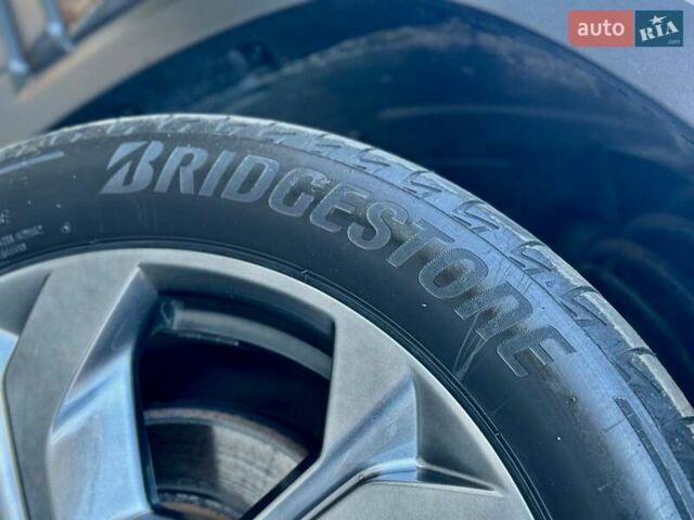 Чорний Мазда MX-30, об'ємом двигуна 0 л та пробігом 40 тис. км за 14550 $, фото 16 на Automoto.ua