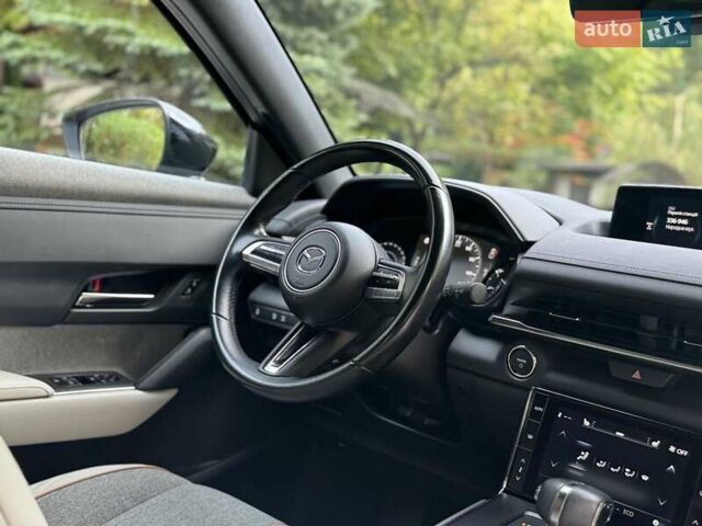 Черный Мазда MX-30, объемом двигателя 0 л и пробегом 38 тыс. км за 14600 $, фото 106 на Automoto.ua