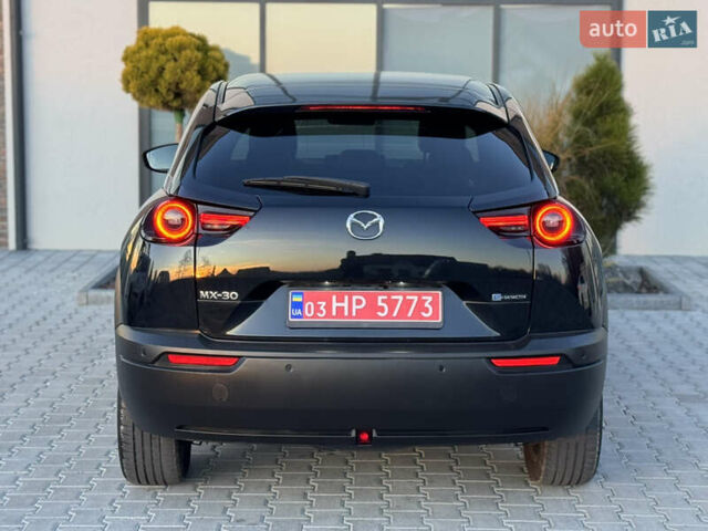 Черный Мазда MX-30, объемом двигателя 0 л и пробегом 20 тыс. км за 14500 $, фото 13 на Automoto.ua