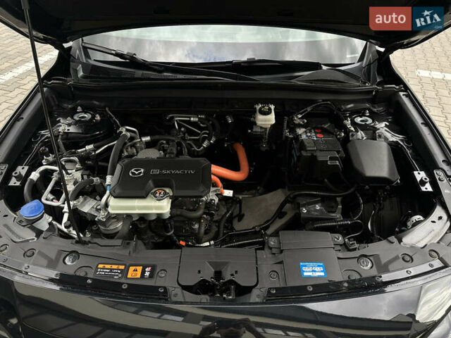 Чорний Мазда MX-30, об'ємом двигуна 0 л та пробігом 27 тис. км за 15700 $, фото 47 на Automoto.ua
