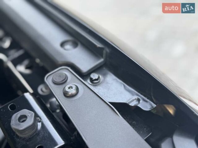 Черный Мазда MX-30, объемом двигателя 0 л и пробегом 38 тыс. км за 14950 $, фото 184 на Automoto.ua