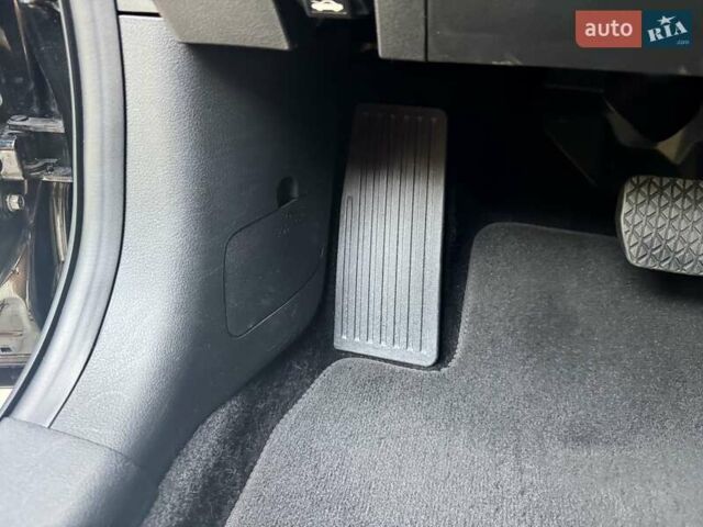 Черный Мазда MX-30, объемом двигателя 0 л и пробегом 38 тыс. км за 14600 $, фото 74 на Automoto.ua