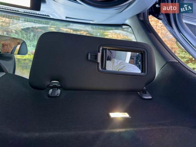 Чорний Мазда MX-30, об'ємом двигуна 0 л та пробігом 40 тис. км за 14550 $, фото 75 на Automoto.ua