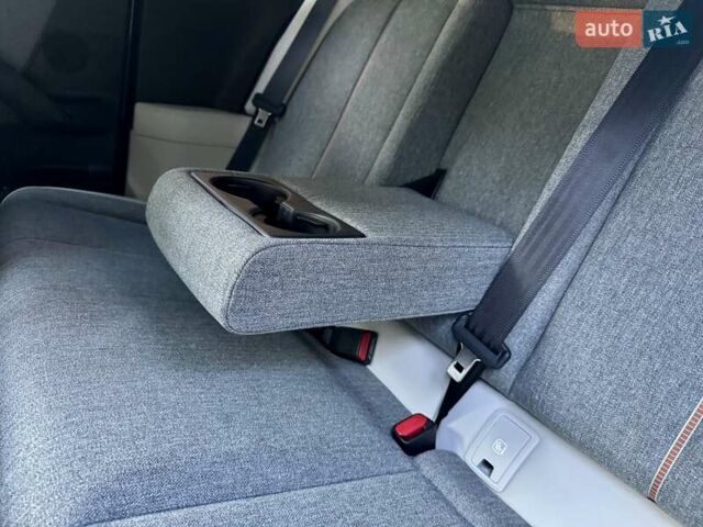 Чорний Мазда MX-30, об'ємом двигуна 0 л та пробігом 40 тис. км за 14550 $, фото 84 на Automoto.ua