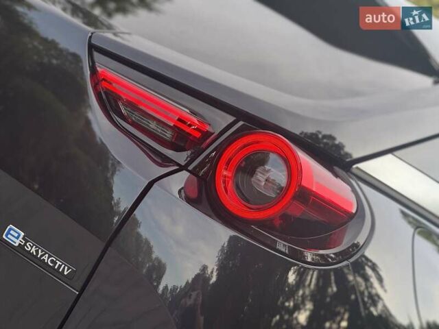 Черный Мазда MX-30, объемом двигателя 0 л и пробегом 38 тыс. км за 14600 $, фото 50 на Automoto.ua