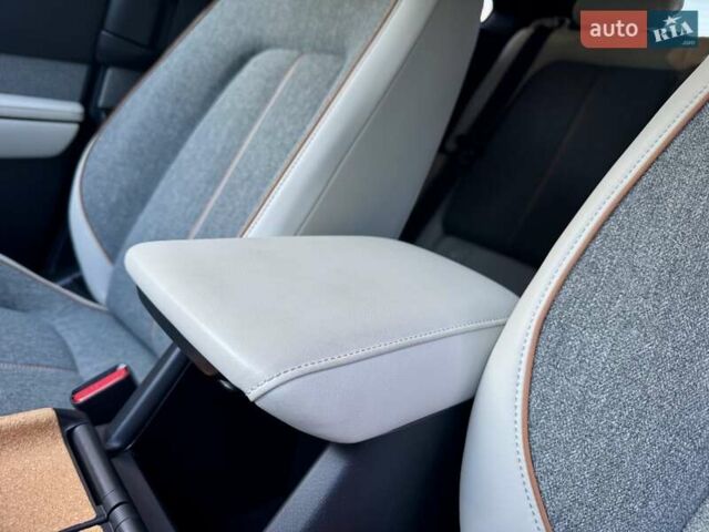 Чорний Мазда MX-30, об'ємом двигуна 0 л та пробігом 40 тис. км за 14400 $, фото 58 на Automoto.ua