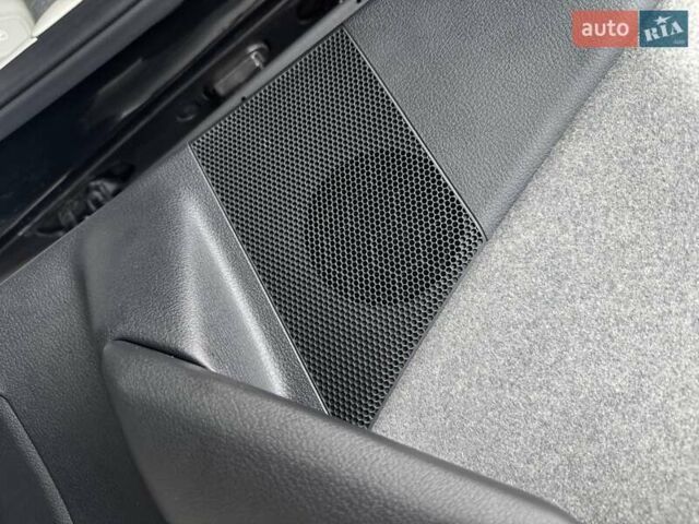 Черный Мазда MX-30, объемом двигателя 0 л и пробегом 38 тыс. км за 14950 $, фото 125 на Automoto.ua