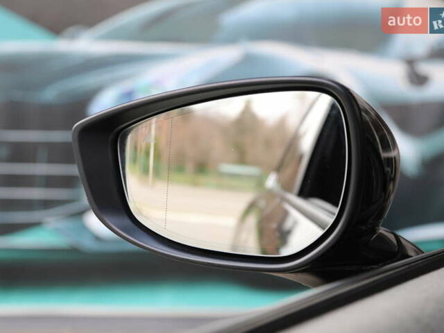 Чорний Мазда MX-30, об'ємом двигуна 0 л та пробігом 5 тис. км за 20000 $, фото 4 на Automoto.ua