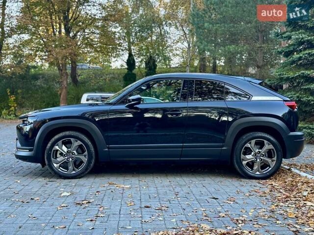 Чорний Мазда MX-30, об'ємом двигуна 0 л та пробігом 40 тис. км за 14400 $, фото 28 на Automoto.ua