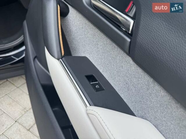 Черный Мазда MX-30, объемом двигателя 0 л и пробегом 38 тыс. км за 14950 $, фото 140 на Automoto.ua