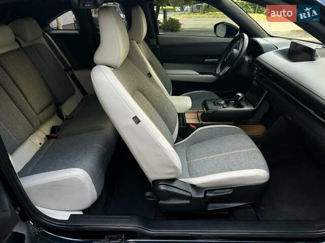 Мазда MX-30 2021 в Ивано-Франковске на Automoto.ua Черный Мазда MX-30, объемом двигателя 0 л и пробегом 27 тыс. км за 15700 $, фото 40 на Automoto.ua