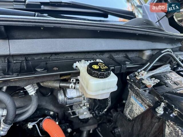 Чорний Мазда MX-30, об'ємом двигуна 0 л та пробігом 40 тис. км за 14550 $, фото 105 на Automoto.ua