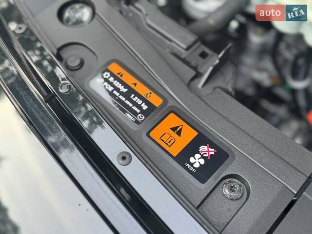 Черный Мазда MX-30, объемом двигателя 0 л и пробегом 38 тыс. км за 14950 $, фото 180 на Automoto.ua