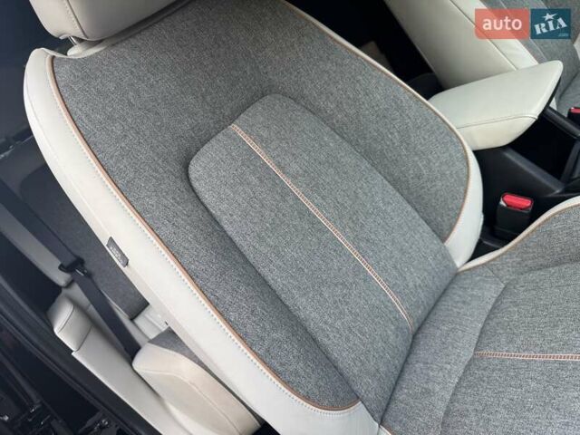 Черный Мазда MX-30, объемом двигателя 0 л и пробегом 38 тыс. км за 14600 $, фото 103 на Automoto.ua