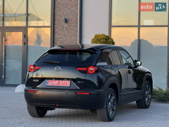 Черный Мазда MX-30, объемом двигателя 0 л и пробегом 20 тыс. км за 14500 $, фото 12 на Automoto.ua