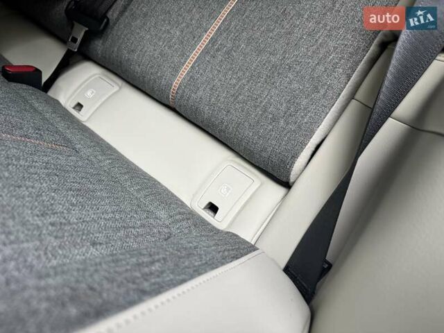 Черный Мазда MX-30, объемом двигателя 0 л и пробегом 38 тыс. км за 14600 $, фото 117 на Automoto.ua