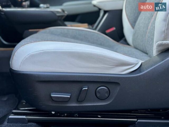 Чорний Мазда MX-30, об'ємом двигуна 0 л та пробігом 40 тис. км за 14550 $, фото 61 на Automoto.ua