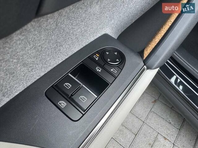 Черный Мазда MX-30, объемом двигателя 0 л и пробегом 38 тыс. км за 14950 $, фото 86 на Automoto.ua