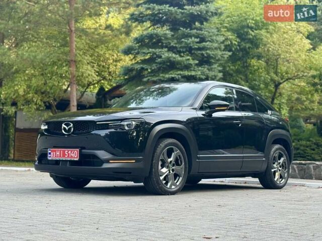 Черный Мазда MX-30, объемом двигателя 0 л и пробегом 38 тыс. км за 14600 $, фото 29 на Automoto.ua
