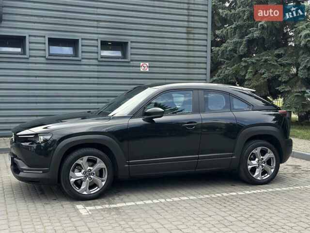 Черный Мазда MX-30, объемом двигателя 0 л и пробегом 59 тыс. км за 14950 $, фото 8 на Automoto.ua