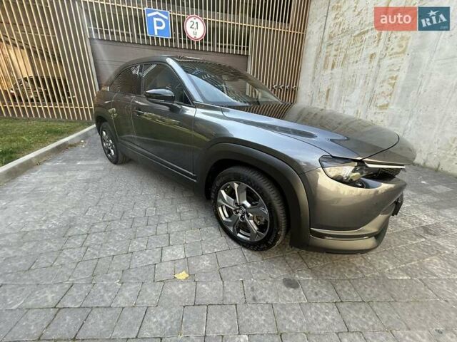 Коричневий Мазда MX-30, об'ємом двигуна 0 л та пробігом 79 тис. км за 15200 $, фото 11 на Automoto.ua
