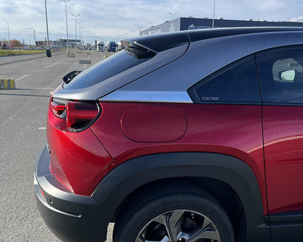 Мазда MX-30 2020 в Львове на Automoto.ua Красный Мазда MX-30, объемом двигателя 0 л и пробегом 61 тыс. км за 14700 $, фото 15 на Automoto.ua