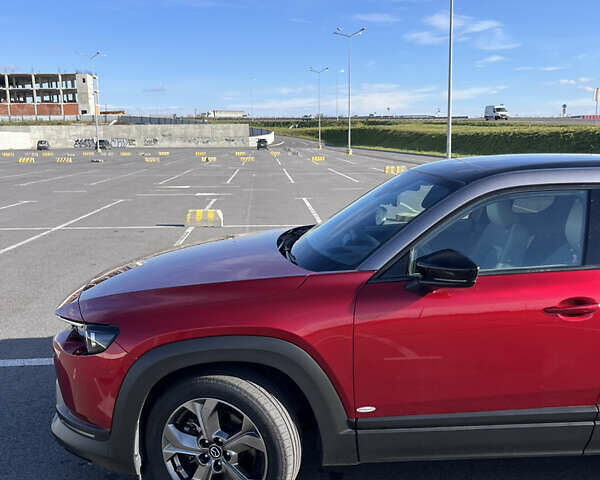 Мазда MX-30 2020 в Львове на Automoto.ua Красный Мазда MX-30, объемом двигателя 0 л и пробегом 61 тыс. км за 14700 $, фото 3 на Automoto.ua