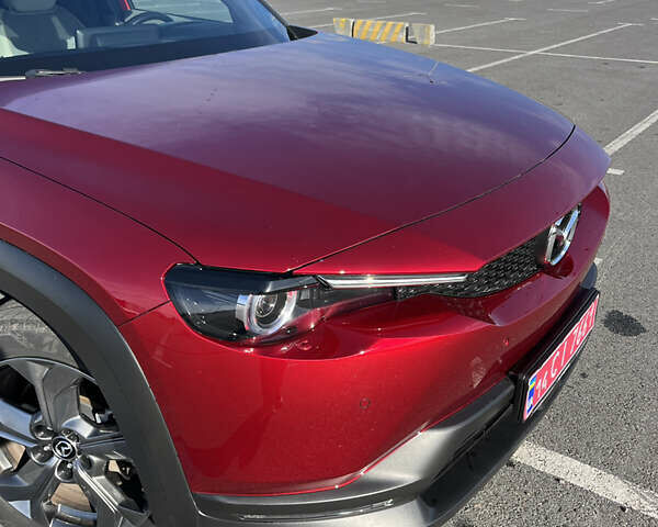 Мазда MX-30 2020 в Львове на Automoto.ua Красный Мазда MX-30, объемом двигателя 0 л и пробегом 61 тыс. км за 14700 $, фото 6 на Automoto.ua