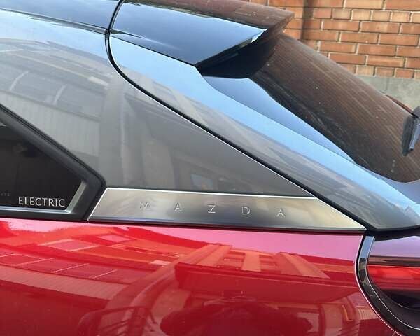 Червоний Мазда MX-30, об'ємом двигуна 0 л та пробігом 27 тис. км за 18500 $, фото 22 на Automoto.ua