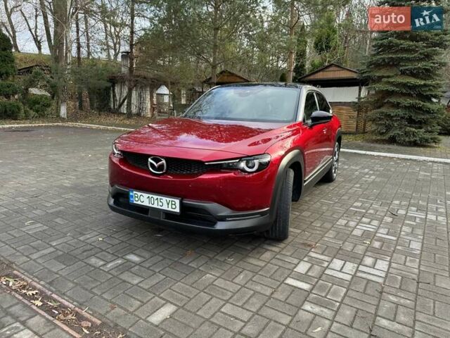 Красный Мазда MX-30, объемом двигателя 0 л и пробегом 44 тыс. км за 15800 $, фото 15 на Automoto.ua
