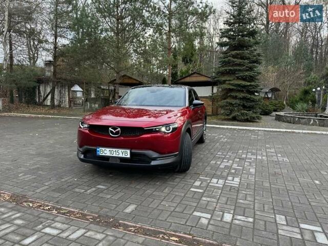 Красный Мазда MX-30, объемом двигателя 0 л и пробегом 44 тыс. км за 15800 $, фото 21 на Automoto.ua