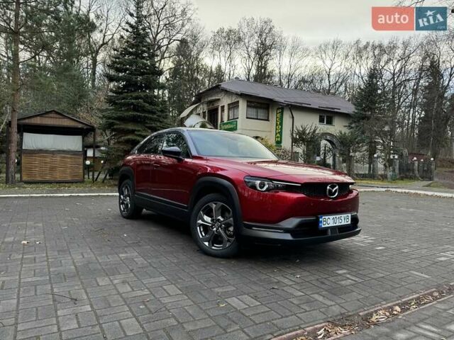 Красный Мазда MX-30, объемом двигателя 0 л и пробегом 44 тыс. км за 15800 $, фото 22 на Automoto.ua