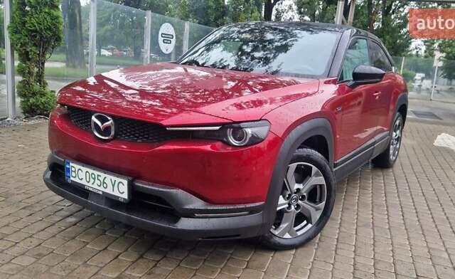Красный Мазда MX-30, объемом двигателя 0 л и пробегом 26 тыс. км за 15899 $, фото 5 на Automoto.ua